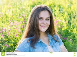 Venue pour assister au défilé de michael. 408 Fille De 16 Ans Photos Libres De Droits Et Gratuites De Dreamstime