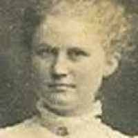 Lillie Roach's Instagram, Twitter & Facebook