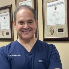 Anna Fermin's Instagram, Twitter & Facebook