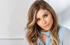 Grazi massafera aparece treinando boxe e seguidores debocham de caio castro. Grazi Massafera Substituira Sharon Stone Em Campanha Da Fg