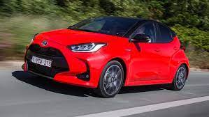 Starting at $22,130 and going to $32,550 for the latest year the model was manufactured. Ruckrufaktion Toyota Yaris Hybrid Mit Softwareproblem Auto Motor Und Sport