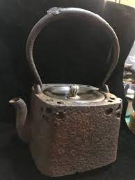紫金堂忠三郎的蝕洞四方壺 tea pots tea kitchen appliances