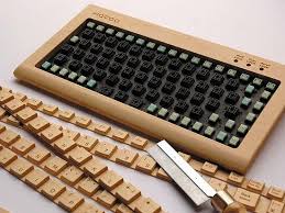 Do It Yourself Wood Keyboard Kit Geeky Or Geek Chic Clavier Ergonomique Clavier Bois