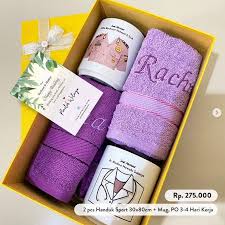 Semoga video ini bermanfaat bagi kalian semua. 11 Kado Pernikahan Unik Harga Terjangkau Pas Dengan Budget Anda