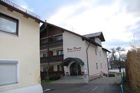 Haus renate is located at austria, lechtal alps, widum 13. Haus Renate Bewertungen Fotos Preisvergleich Bad Fussing Tripadvisor