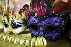 A piece of tulle, a sheet of paper, a clear plastic pocket or any as long as the liner is still wet, you can decorate the diy costume mask by inserting beads and gems. What To Wear To A Masquerade Party Essential Style Tips Party Delights
