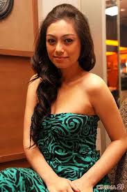 Informasi dan berita terbaru seputar kehidupan celine evangelista. Celine Evangelista Fashion Strapless Top Women