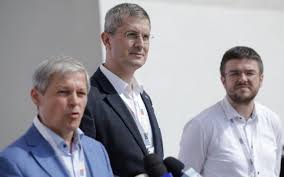 Congresul USR-PLUS, imaginea eşecului fuziunii. Cum arată listele grupărilor şi cum va fi aleasă noua conducere