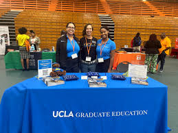 Students flock to Graduate Feeder program fair