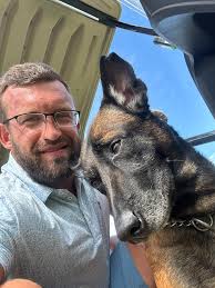 Perfect proof of loyalty and respect from a dog. <3