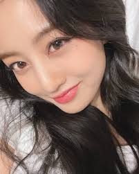 Naomi Sam (@imnaosam)