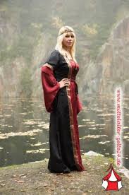 Check spelling or type a new query. Mittelalter Kleid Mona Mit Kapuze Mittelalter Zelte24
