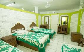 Situated near the beach, this hotel is within 1 mi (2 km) of art market senggigi and senggigi beach. Sendok Hotel Di Lombok 1001malam Com
