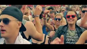 bezoekers · Defqon.1 festival · feest