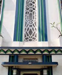 Art Deco Stroll – TOGA