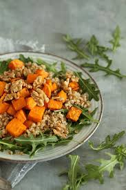 Susskartoffel Gerste Salat In 2020 Gerste Rezept Salat Gerste