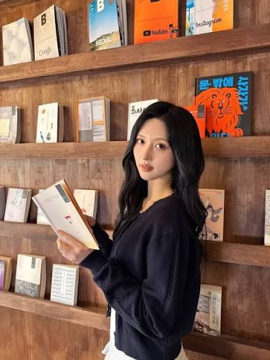 가을(아이브) 사진