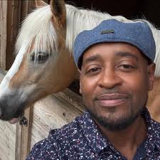 WGNS NEWS... Ice-Cold Crime: Thieves Exit Smyrna Kohl's with Cart Full of  Slushy Makers: SMYRNA, Tenn. — The Smyrna Police Department is asking for  the public's help identifying two individuals who apparently