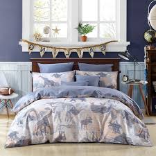 The giraffe design will be a compliment to any safari style decor. Giraffe Elephant And Kangaroo Print Wild Animal Jungle Safari Themed Shabby Chic Full Queen Size Bedding Sets In Gray And Beige Hipsterbedding Com