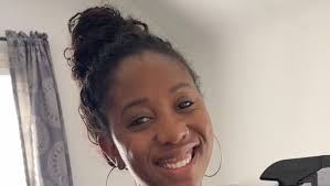 Amazon.com: Abbey & Sullivan Odor Eliminating and Refreshing Linen and Room  Spray, Amber Oak, 16 oz. : Health & Household