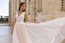 Dann ist eine boho hochzeit genau das richtige für euch. Boho Brautkleider Hochzeitsrausch Boho Bridal Shops