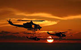 Pin De Tom Davis Em C Films Cultes Apocalypse Now Helicopteros Aeronaves Militares Forcas Especiais