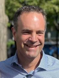 M. Éric Breton 1975-2022 |