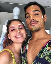 Bruno mossa de rezende (rio de janeiro, 2 de julho de 1986), mais conhecido como bruno ou bruninho, 1 é um jogador de voleibol brasileiro.ele joga como levantador da seleção brasileira de voleibol masculino. Giovanna Grigio E Bruno Gadiol Revelam Que Estao Namorando No Dia Da Mentira E Fas Caem Na Pegadinha Purebreak