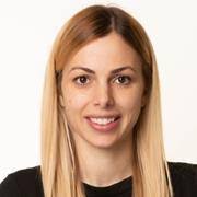 Jennifer Nelli's Instagram, Twitter & Facebook