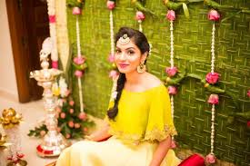 Pretty Lime Green Yellow Cape Sleeved Blouse For A Simple Pre Wedding Function Wedmegood Wedmeg Mehndi Function Dresses Wedding Function Mehendi Outfits