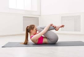 Tilt forward and hinge at your right hip to come forward with your arm and torso. 7 Effective Yoga Poses To Reduce Acidity