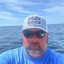 Will mounting a Lowrance transducer interfere with live scope?