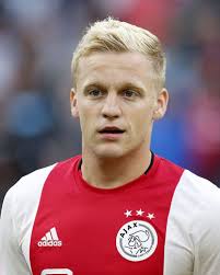 See all of donny van de beek's fifa ultimate team cards throughout the years. Donny Van De Beek Joins Manchester United Sporty Issues