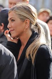 Even when it was longer, it didn't look long because the ends. Every Single Hairstyle Jennifer Aniston Has Ever Had