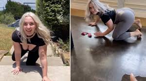 Woman banks $10k a month by acting like a naughty puppy on OnlyFans |  news.com.au — Australias leading news site