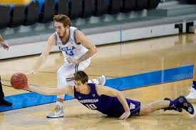The bruins are back on the hard court together for the first time since march. Ucla Bruins 81 Uw Huskies 76 Men S Basketball Recap Tacoma News Tribune