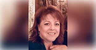 Cindy Sasser's Instagram, Twitter & Facebook