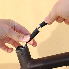 Fahrrad gps bietet demnach eine sinnvolle diebstahlprävention. Swisstrack C Gps Fahrrad Tracker Gps Sender Mini Swisstrack Kleinster Gps Tracker