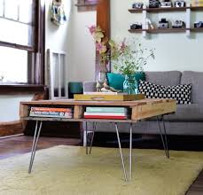 We received & continue to receive a lot of coffee tables ideas made from repurposed wood pallets, from the simple ones to the more complex and modular ones. Pallet Coffee Table Upcycle That