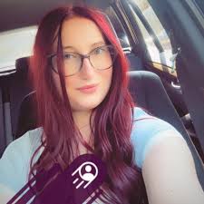 Recommendations for someone that can build me a stud wall with a doorway  please 😌