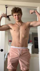 The lad (9.1k, 7 inches) 🔞 @the_lad22 - Twitter Profile | Sotwe