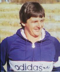 When I arrived at Amazulu in 1986, David Dlamini was the Chairman. He was a  true gentleman who did his best without any ulterior motives, and always  gave support to Clive Barker.