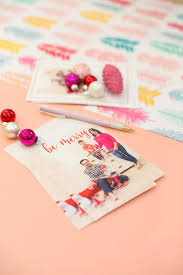 Watch cy and dmadz get creative in this episode of koduroy.tv's surf sufficient as show you how to make your own paper morsels of holiday cheer. How To Photograph And Print Your Own Holiday Cards Lovely Indeed