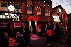 Rent Olivia Jones Clubs Bunny Burlesque Hamburg | Spacebase