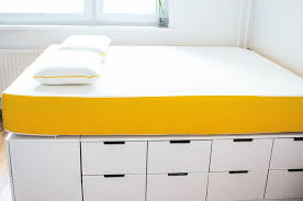 Diy Ikea Hack Plattform Bett Selber Bauen Aus Ikea Kommoden Werbung Bett Selber Bauen Bett Selber Bauen Anleitung Und Plattform Bett