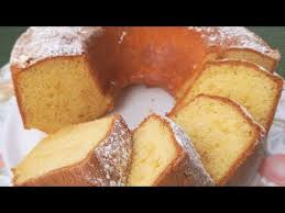 Este bizcocho, es muy blandito y suave al tacto y está muy bueno mojado en leche o café. Bizcocho Bizcocho De Yogur Jugosisimo Con El Toque Especial Beatriz Cocina Youtube Bizcocho Bizcocho De Limon Envases De Yogur