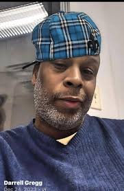 More things measured in Corgis. 😍 WXRT is a long-running Chicago radio  station.