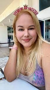 Stacy Haire's Instagram, Twitter & Facebook