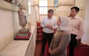Experienced sparing partners are always available to accompany you. President Halimah Yacob To Host Her First Istana Open House This Sunday For The Deepavali Celebrations Coconuts Singapore