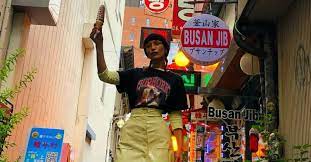 Наши партнеры предлагают скидки на различные услуги и we will create a vue friendly model. Bella Hadid Shares Highlights Of Her 24 Hours In South Korea L Vogue Arabia